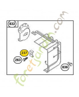 690409 Fixation - protection de silencieux. Pièce de rechange pour moteur thermique Briggs et Straton