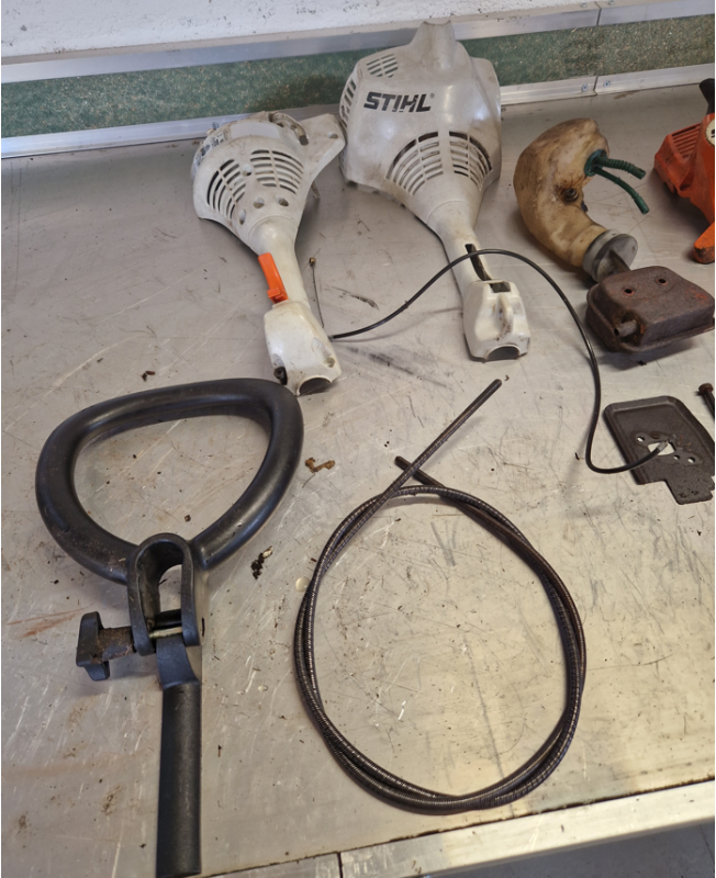 lot-de-pieces-d-occasion-fs-45-debroussailleuse-stihl lot-de-pieces-d-occasion-fs-45-debroussailleuse-stihl