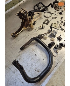 Lot de pièces d'occasion pour tronconneuse Stihl MS 260