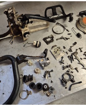 Lot de pièces d'occasion pour tronconneuse Stihl MS 260